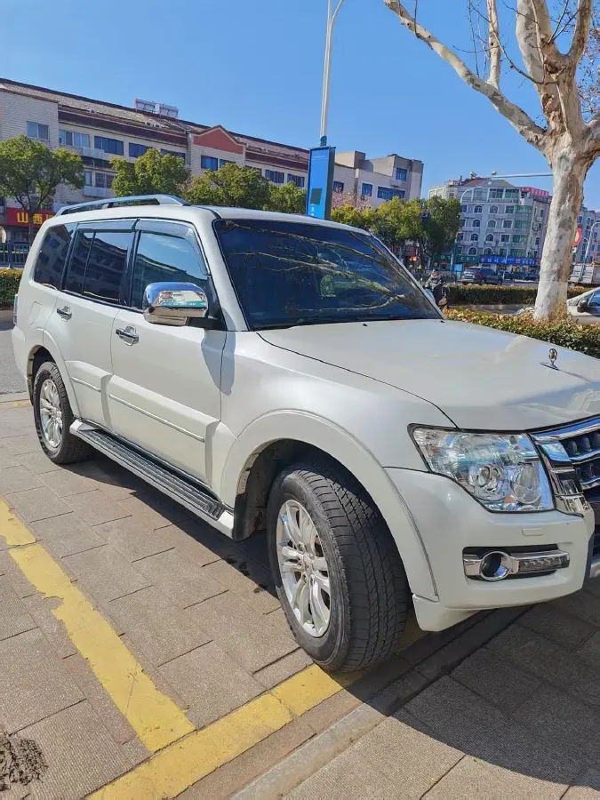 2017 Honda Jade 1.8L 141HP L4 5AT,autocango,china used car exporter,china ev exporter,chinese used car exporter,chinese used ev exporter