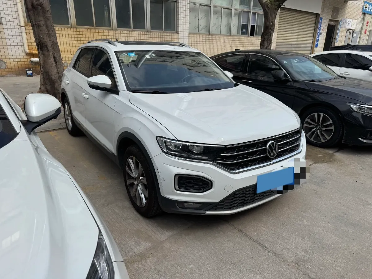 2022 Volkswagen T-Roc 1.4T 150HP L4 7DCT,autocango,china used car exporter,china ev exporter,chinese used car exporter,chinese used ev exporter