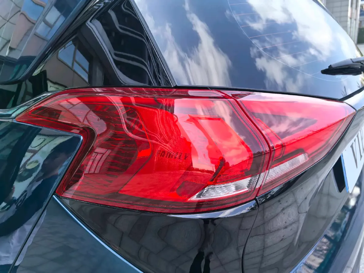 2020 HaiMa 7X 1.6T 195HP L4 6AT,autocango,china used car exporter,china ev exporter,chinese used car exporter,chinese used ev exporter