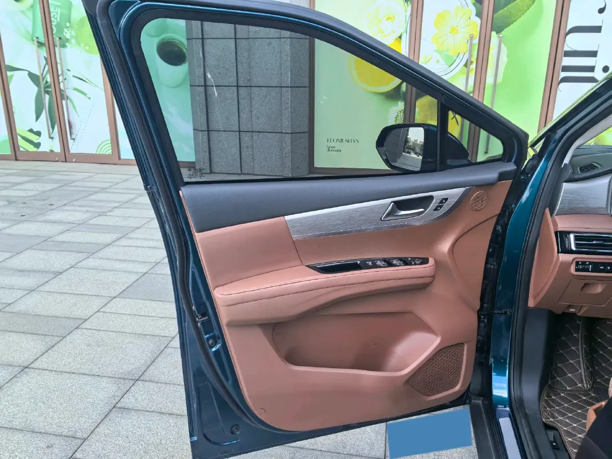 2020 HaiMa 7X 1.6T 195HP L4 6AT,autocango,china used car exporter,china ev exporter,chinese used car exporter,chinese used ev exporter