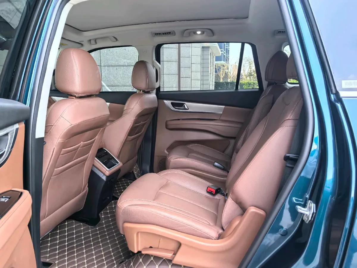 2020 HaiMa 7X 1.6T 195HP L4 6AT,autocango,china used car exporter,china ev exporter,chinese used car exporter,chinese used ev exporter