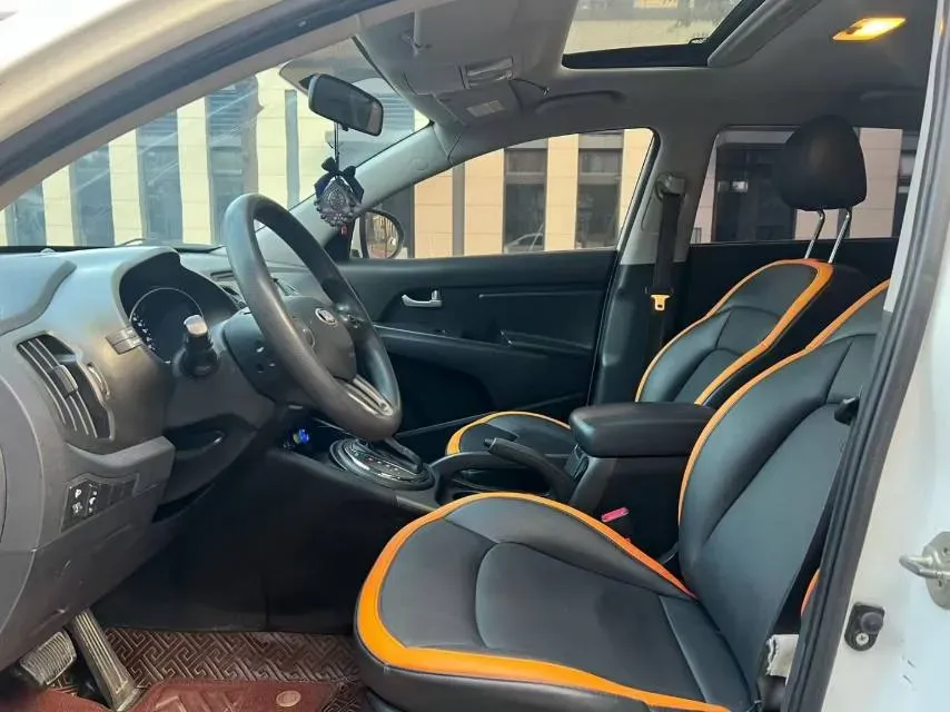 2016 Kia Sportage R 2.0L 165HP L4 6AT,autocango,china used car exporter,china ev exporter,chinese used car exporter,chinese used ev exporter