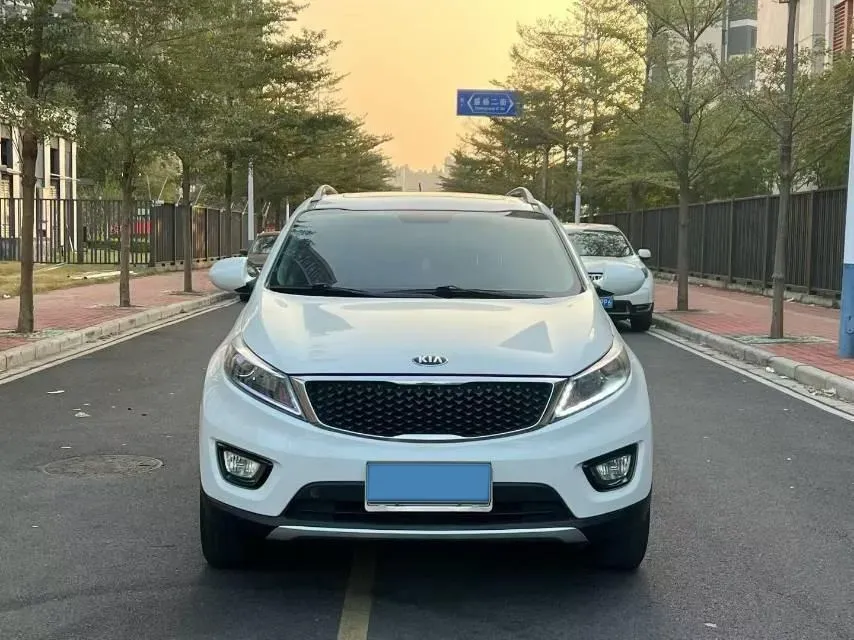 2016 Kia Sportage R 2.0L 165HP L4 6AT,autocango,china used car exporter,china ev exporter,chinese used car exporter,chinese used ev exporter