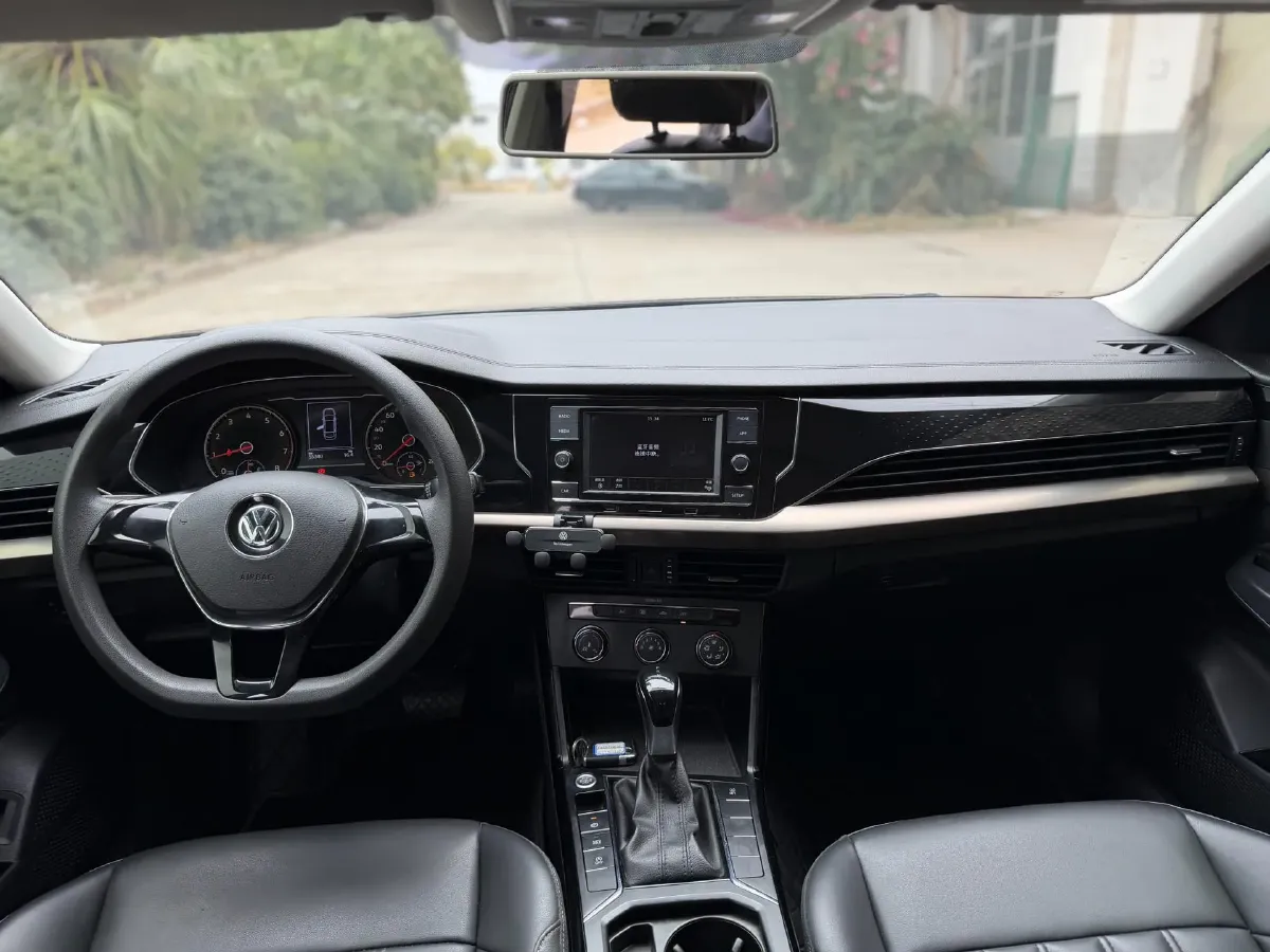 2020 Volkswagen Passat 1.4T 150HP L4 7DCT,autocango,china used car exporter,china ev exporter,chinese used car exporter,chinese used ev exporter