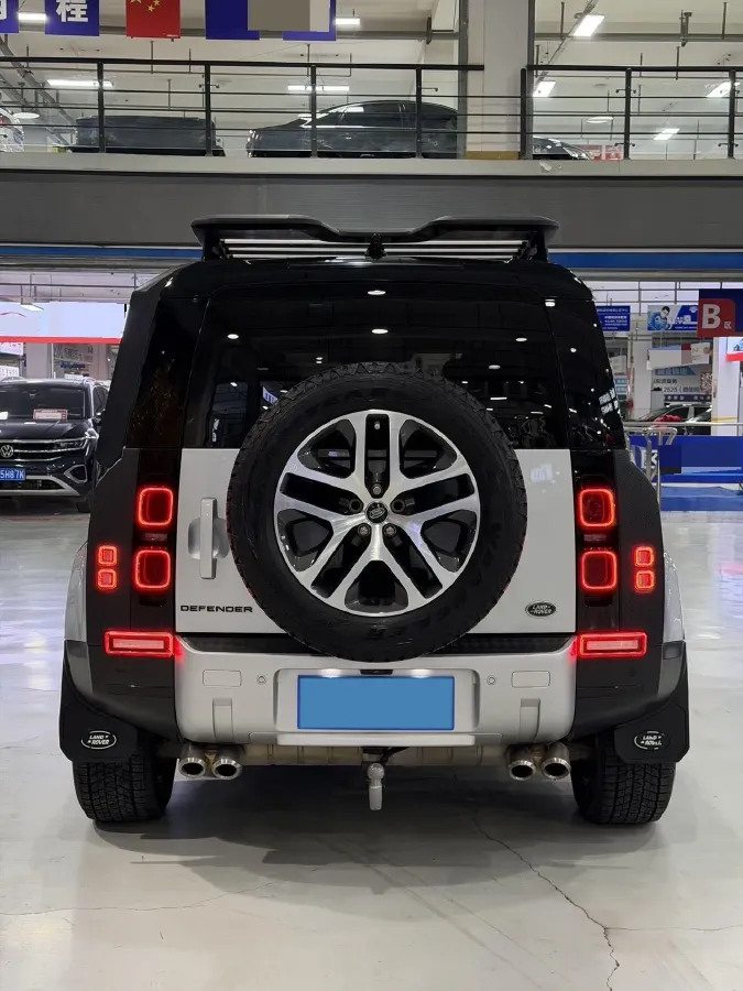 2021 Land Rover Defender 3.0T 400HP L6 8AT,autocango,china used car exporter,china ev exporter,chinese used car exporter,chinese used ev exporter