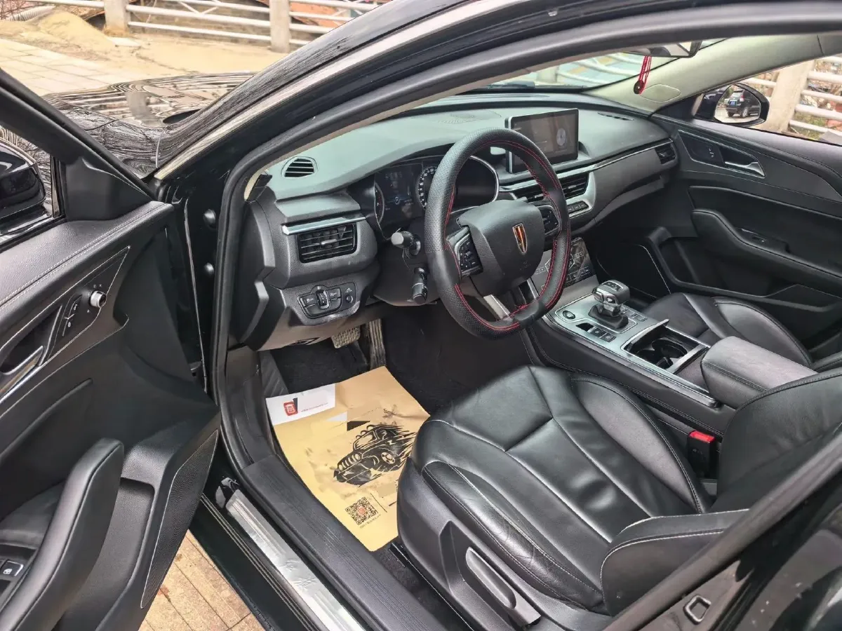 2020 HongQi H5 1.5T 169HP L4 7DCT,autocango,china used car exporter,china ev exporter,chinese used car exporter,chinese used ev exporter