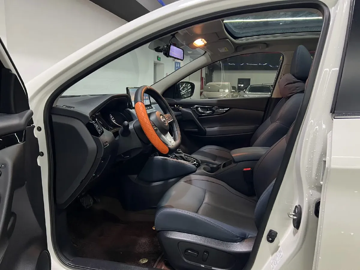 2025 Nissan Qashqai 2.0L 151HP L4 CVT,autocango,china used car exporter,china ev exporter,chinese used car exporter,chinese used ev exporter