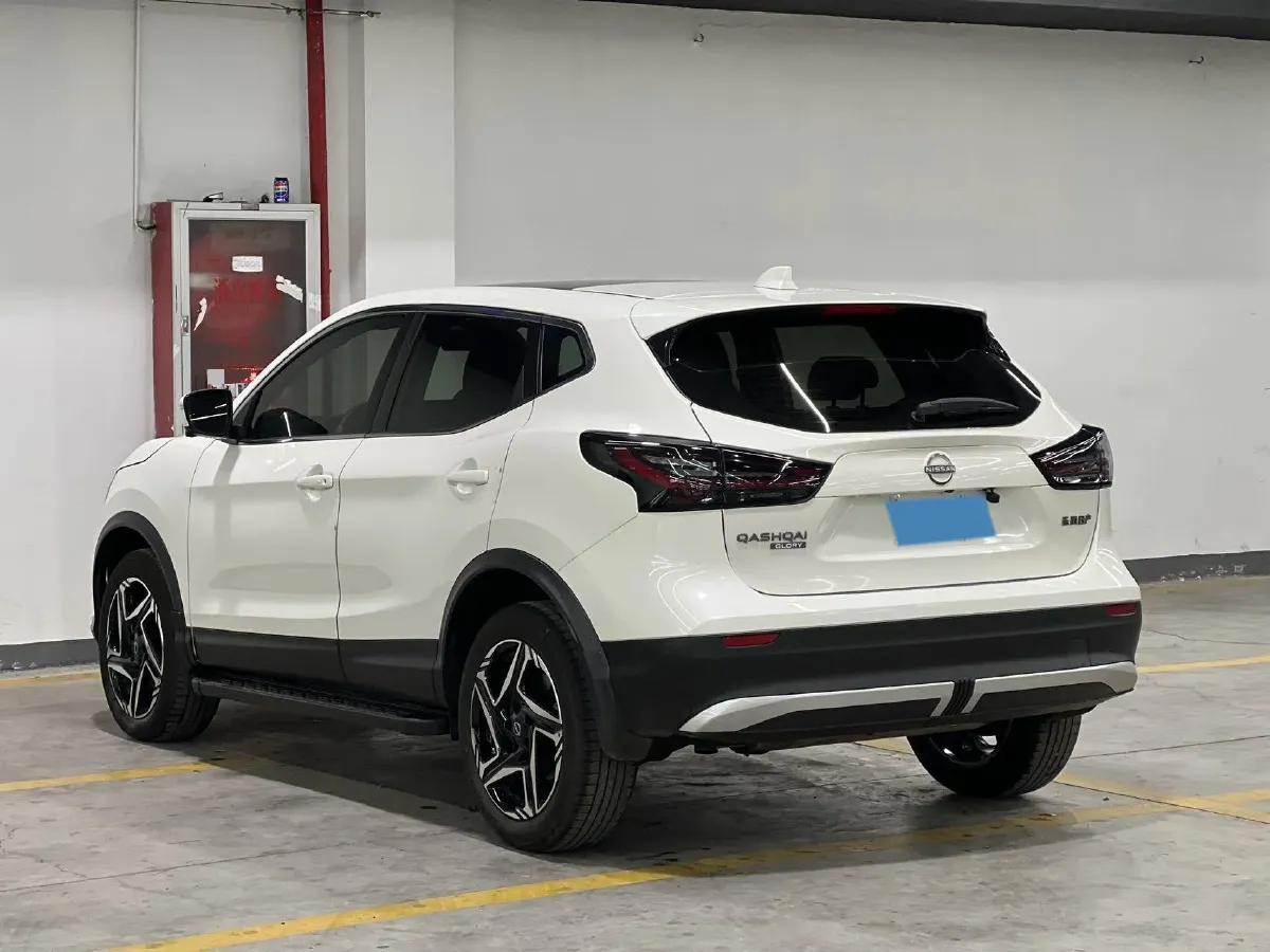 2025 Nissan Qashqai 2.0L 151HP L4 CVT,autocango,china used car exporter,china ev exporter,chinese used car exporter,chinese used ev exporter