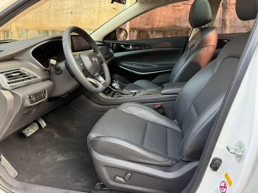 2021 ChangAn Raeton CC 1.5T 180HP L4 7DCT,autocango,china used car exporter,china ev exporter,chinese used car exporter,chinese used ev exporter