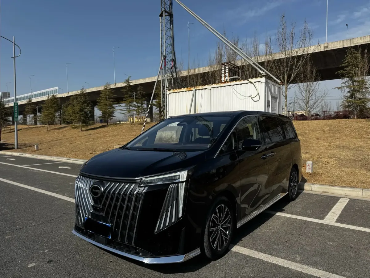 2023 GAC Trumpchi M8 2.0T 252HP L4 8AT,autocango,china used car exporter,china ev exporter,chinese used car exporter,chinese used ev exporter