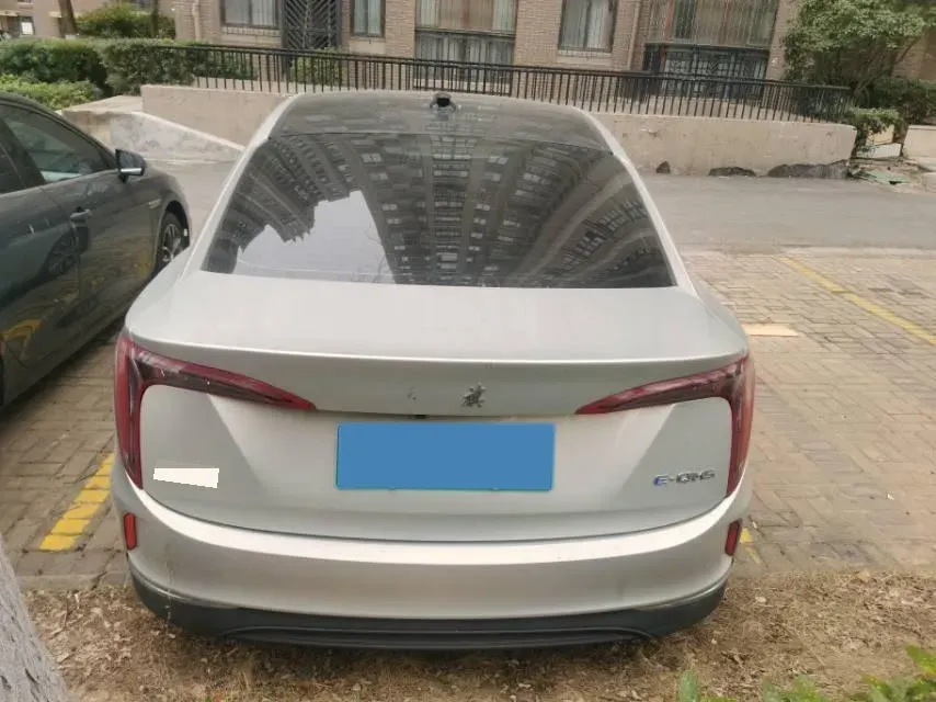 2022 HongQi E-QM5 BEV 54KWH,autocango,china used car exporter,china ev exporter,chinese used car exporter,chinese used ev exporter
