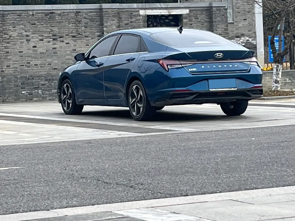 2021 Hyundai Elantra 1.5L 115HP L4 CVT,autocango,china used car exporter,china ev exporter,chinese used car exporter,chinese used ev exporter