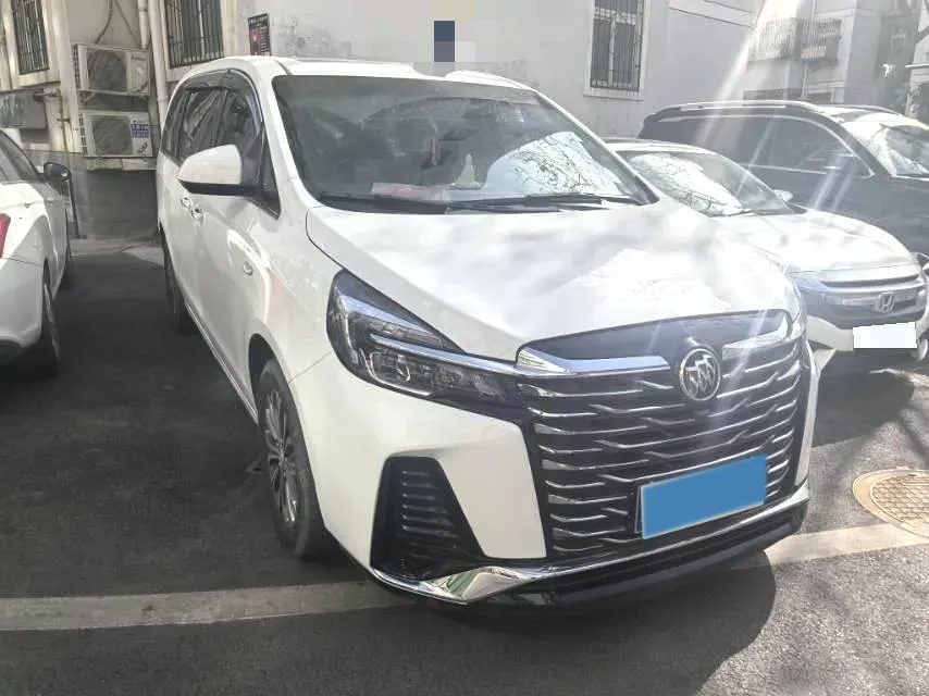 2023 Buick GL8 2.0T 237HP L4 9AT,autocango,china used car exporter,china ev exporter,chinese used car exporter,chinese used ev exporter