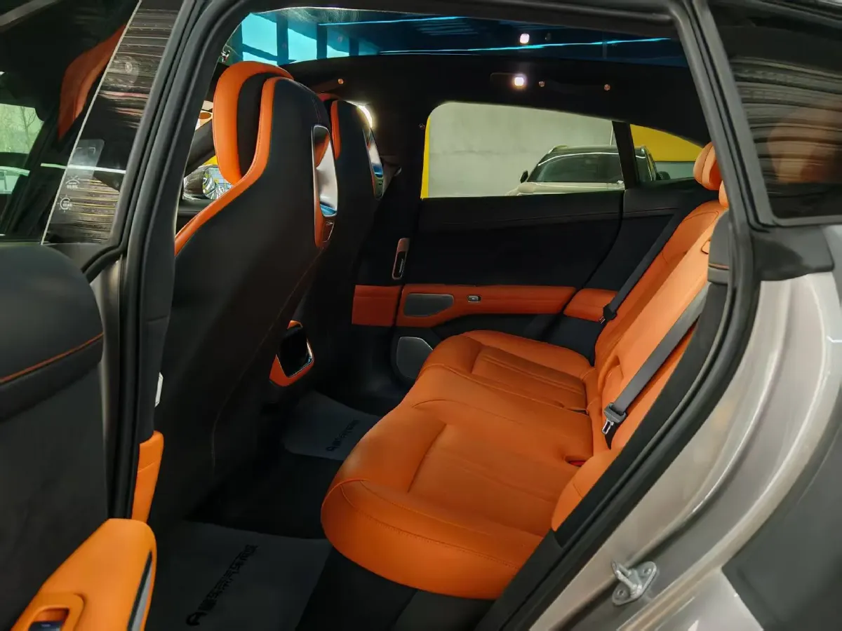 2025 MI YU7 BEV 101.7KWH,autocango,china used car exporter,china ev exporter,chinese used car exporter,chinese used ev exporter