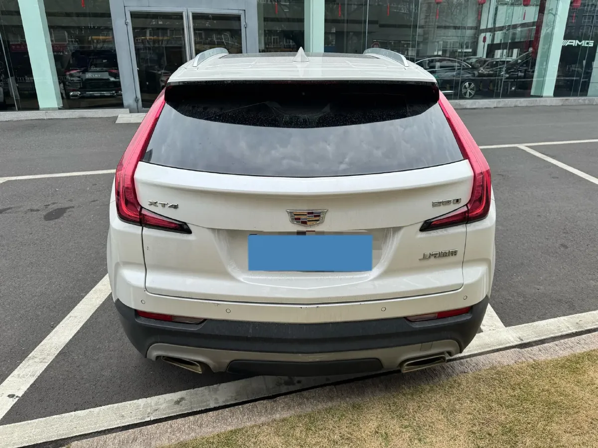 2020 Cadillac XT4 2.0T 241HP L4 9AT,autocango,china used car exporter,china ev exporter,chinese used car exporter,chinese used ev exporter
