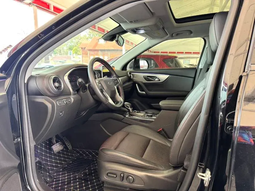 2020 Chevrolet Blazer 2.0T 237HP L4 9AT,autocango,china used car exporter,china ev exporter,chinese used car exporter,chinese used ev exporter