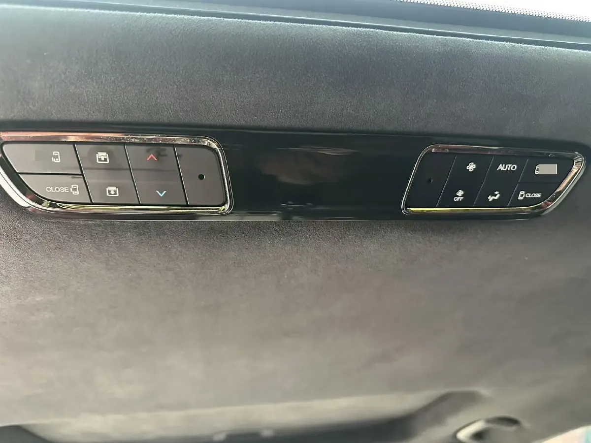 2024 GAC Trumpchi M8 2.0T 252HP L4 8AT,autocango,china used car exporter,china ev exporter,chinese used car exporter,chinese used ev exporter