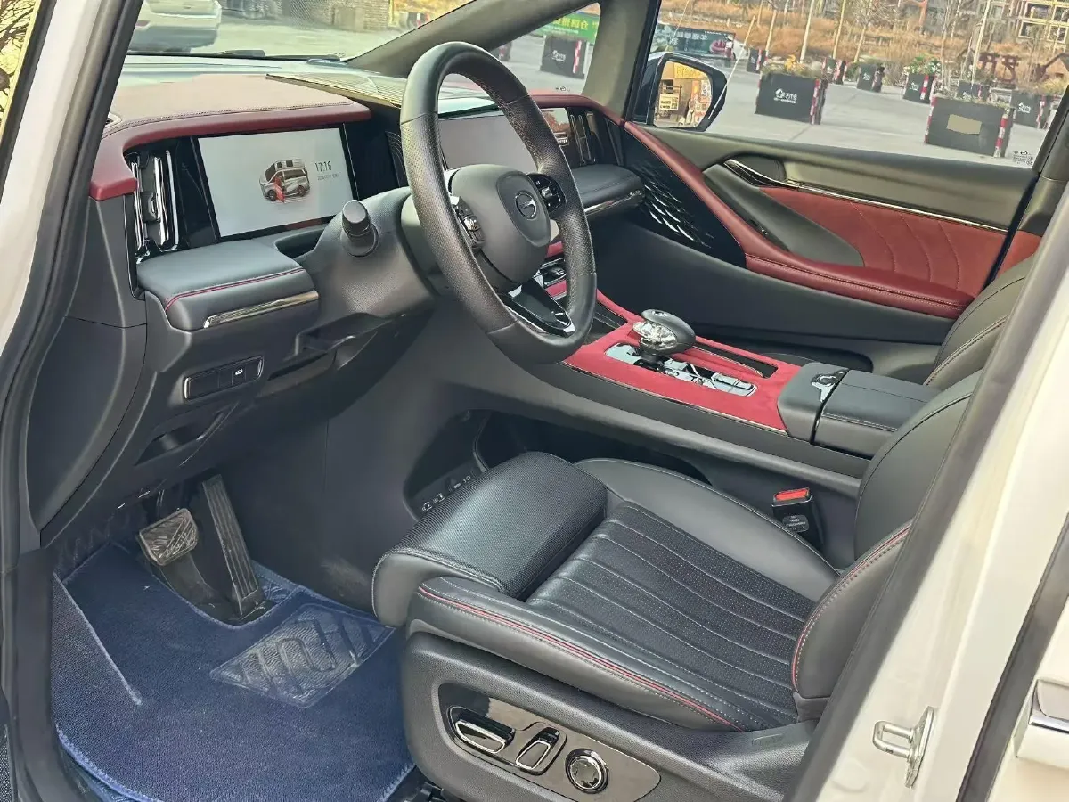 2024 GAC Trumpchi M8 2.0T 252HP L4 8AT,autocango,china used car exporter,china ev exporter,chinese used car exporter,chinese used ev exporter