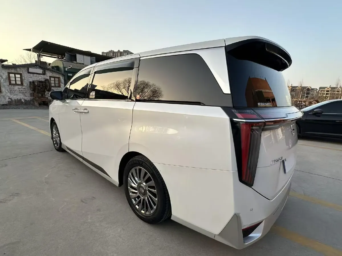 2024 GAC Trumpchi M8 2.0T 252HP L4 8AT,autocango,china used car exporter,china ev exporter,chinese used car exporter,chinese used ev exporter