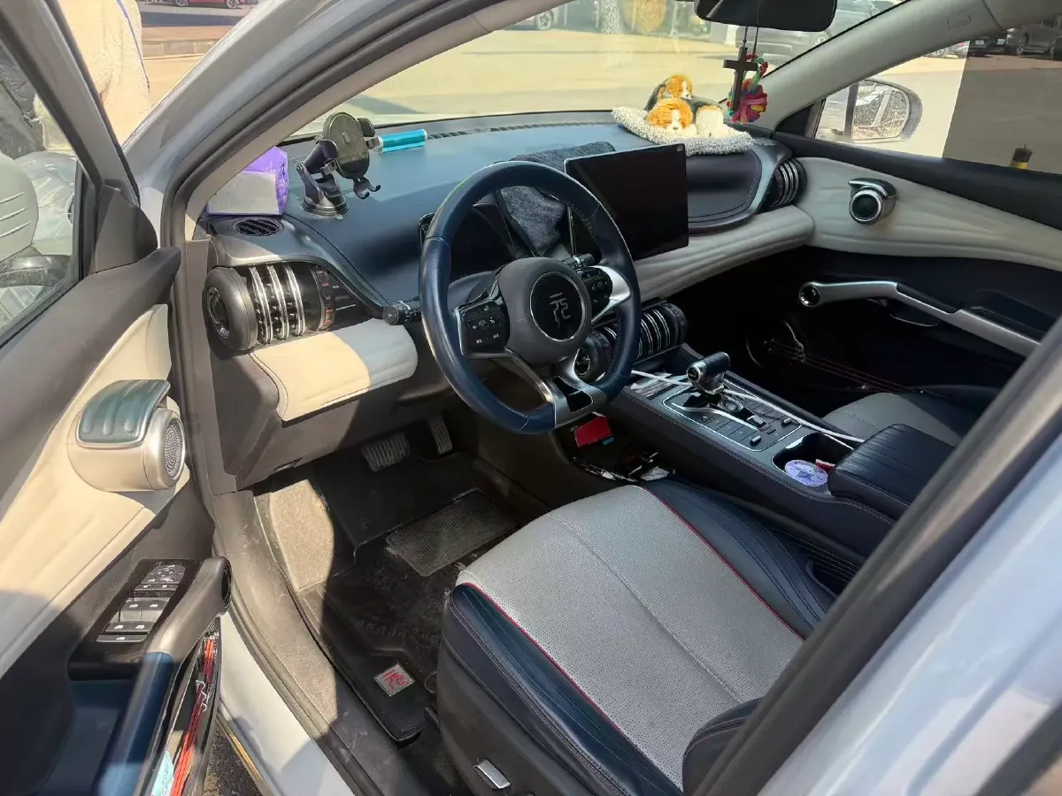 2022 Hycan Z03 BEV 64.23KWH,autocango,china used car exporter,china ev exporter,chinese used car exporter,chinese used ev exporter