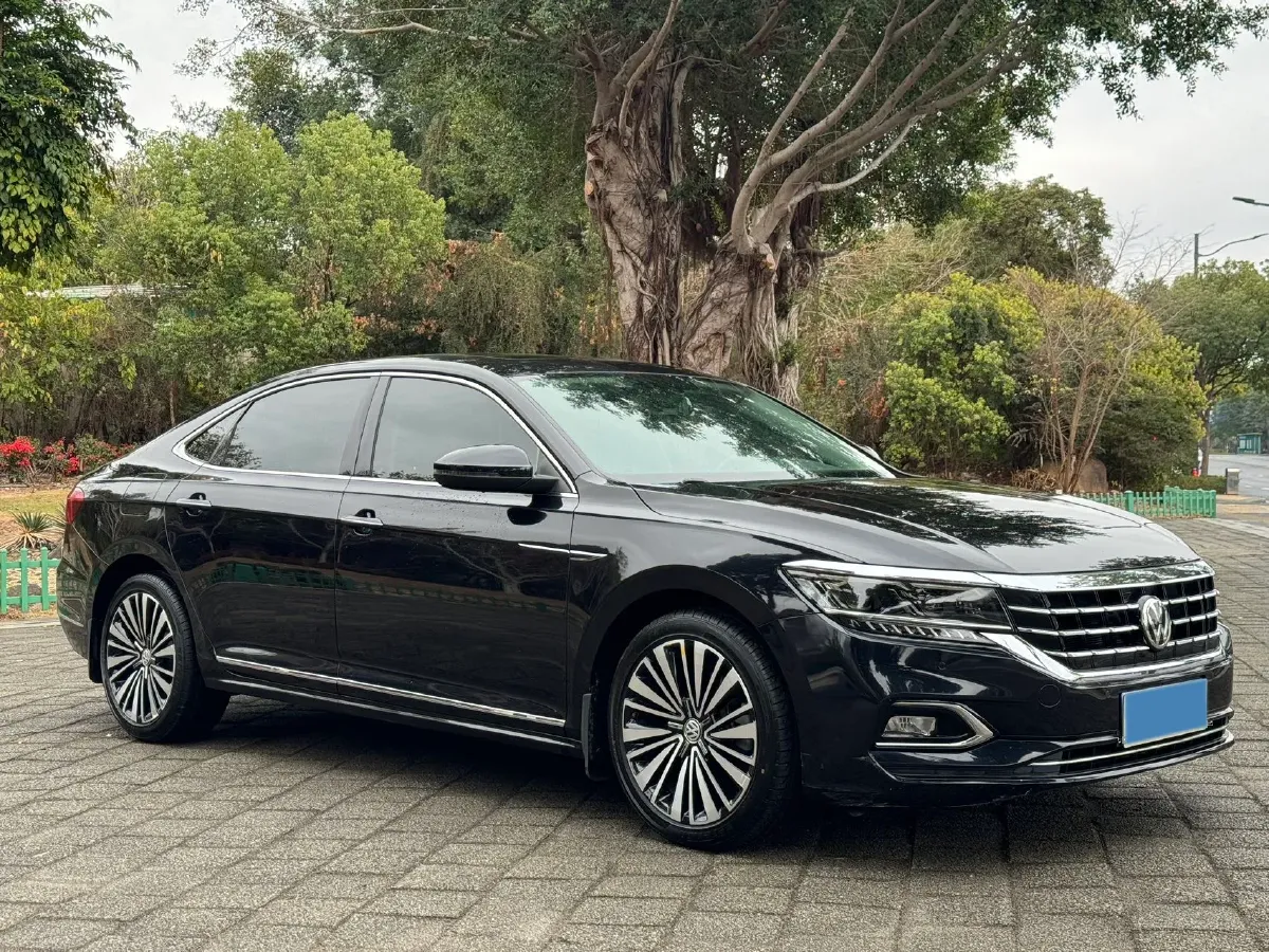 2019 Volvo V40 1.5T 152HP L4 6AT,autocango,china used car exporter,china ev exporter,chinese used car exporter,chinese used ev exporter