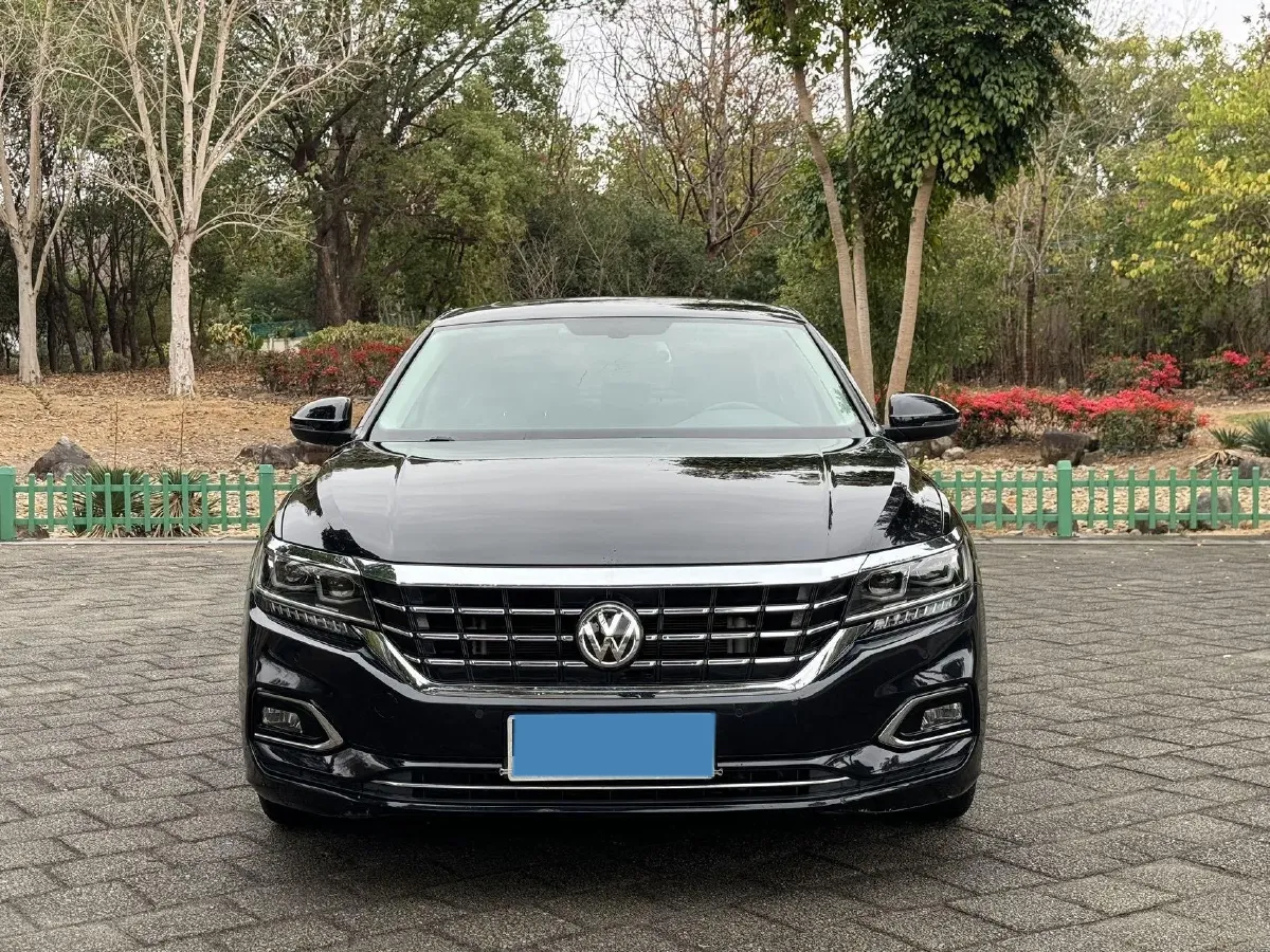 2019 Volvo V40 1.5T 152HP L4 6AT,autocango,china used car exporter,china ev exporter,chinese used car exporter,chinese used ev exporter