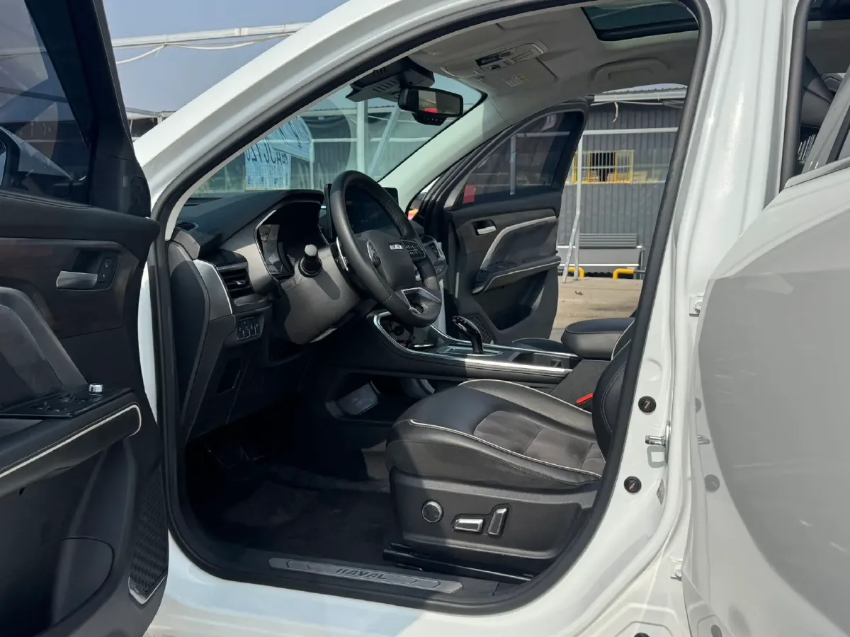 2021 Haval H6 1.5T 169HP L4 7DCT,autocango,china used car exporter,china ev exporter,chinese used car exporter,chinese used ev exporter