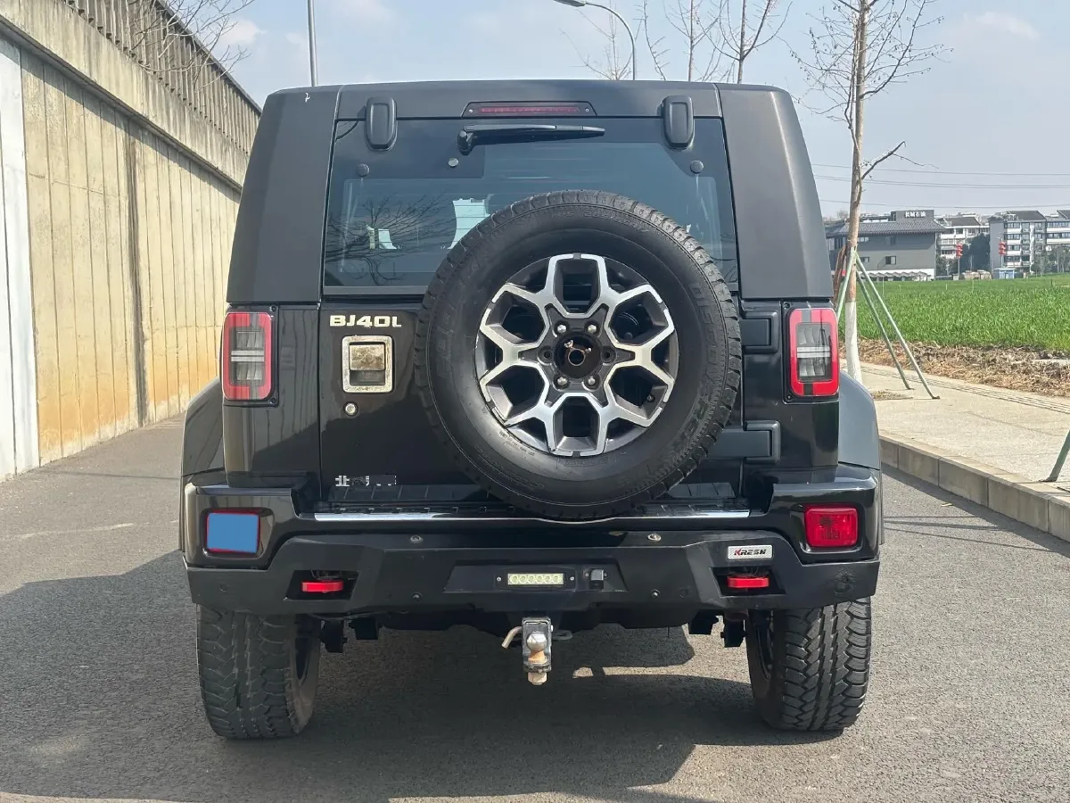 2019 Beijing BJ40 2.3T 231HP L4 6AT,autocango,china used car exporter,china ev exporter,chinese used car exporter,chinese used ev exporter