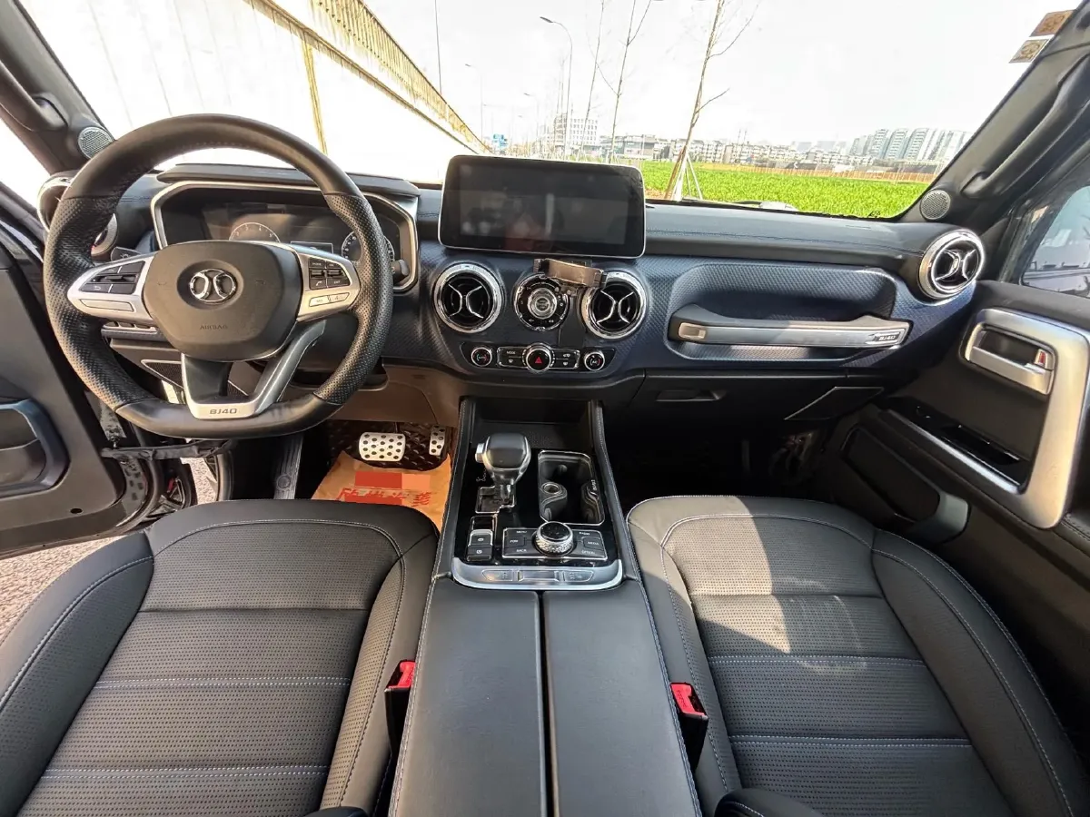 2019 Beijing BJ40 2.3T 231HP L4 6AT,autocango,china used car exporter,china ev exporter,chinese used car exporter,chinese used ev exporter