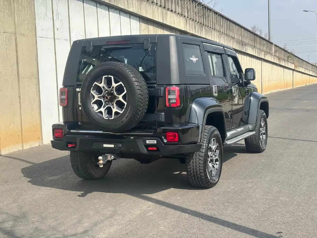 2019 Beijing BJ40 2.3T 231HP L4 6AT,autocango,china used car exporter,china ev exporter,chinese used car exporter,chinese used ev exporter
