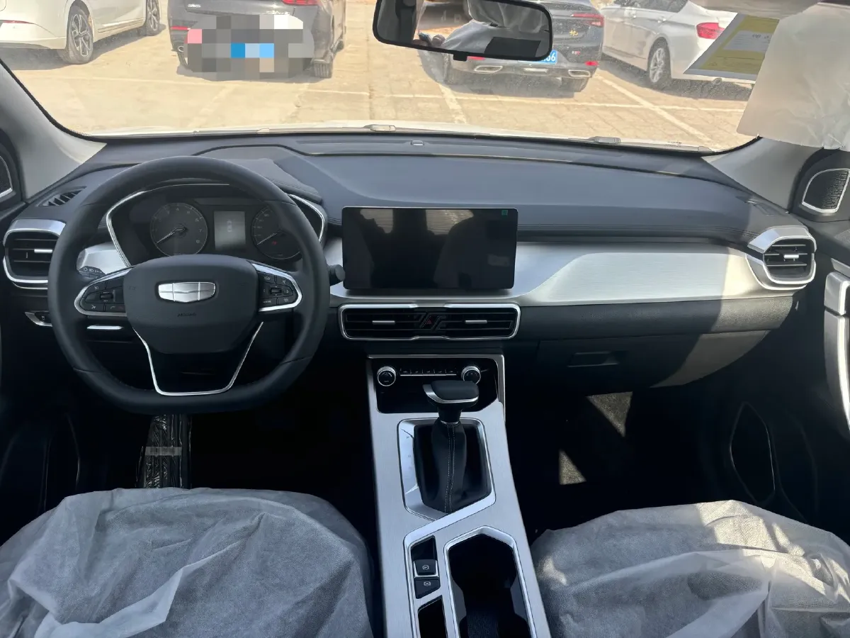 2025 Geely Coolray 1.5L 126HP L4 CVT,autocango,china used car exporter,china ev exporter,chinese used car exporter,chinese used ev exporter