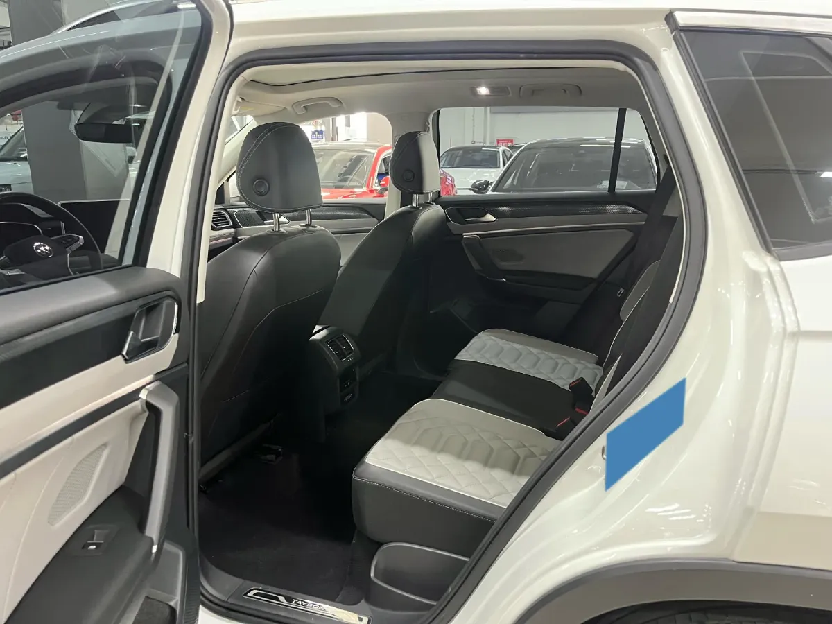 2022 Volkswagen Tayron 1.4T 150HP L4 7DCT,autocango,china used car exporter,china ev exporter,chinese used car exporter,chinese used ev exporter