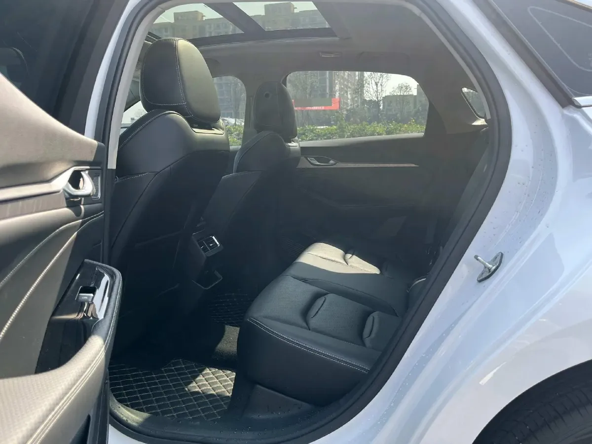 2021 Geely Preface 2.0T 190HP L4 7DCT,autocango,china used car exporter,china ev exporter,chinese used car exporter,chinese used ev exporter