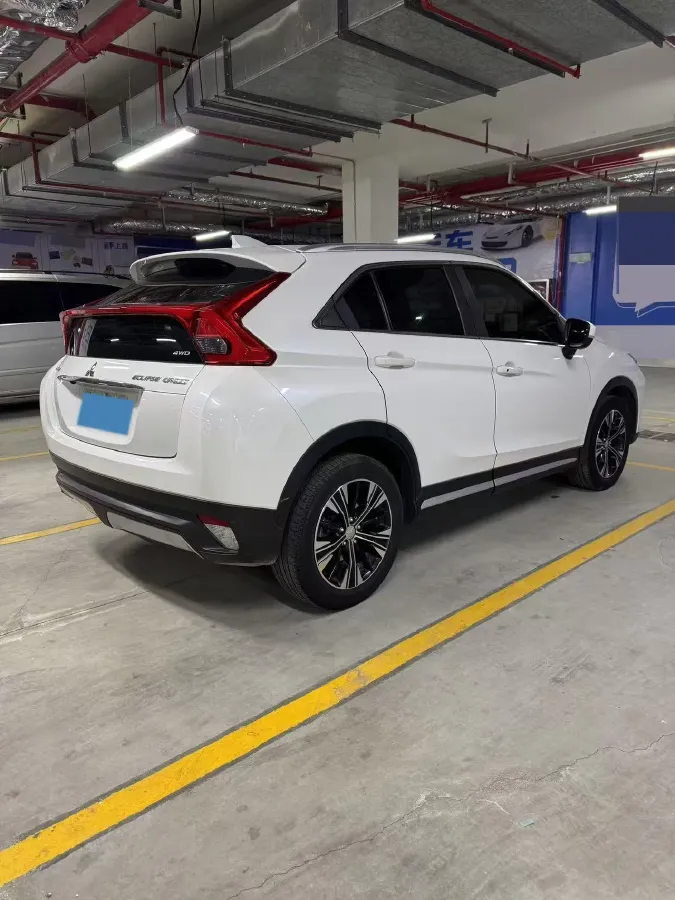 2021 Mitsubishi Eclipse Cross 1.5T 170HP L4 CVT,autocango,china used car exporter,china ev exporter,chinese used car exporter,chinese used ev exporter