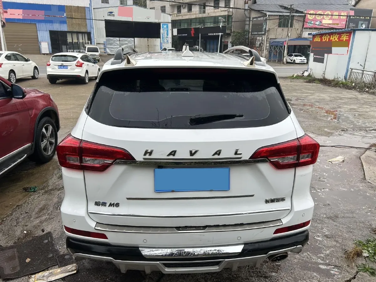 2019 Haval M6 1.5T 150HP L4 7DCT,autocango,china used car exporter,china ev exporter,chinese used car exporter,chinese used ev exporter