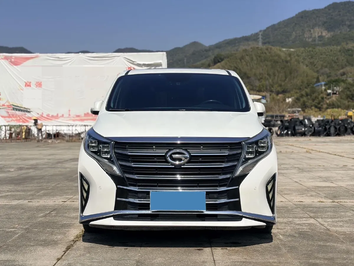 2021 GAC Trumpchi M8 2.0T 252HP L4 8AT,autocango,china used car exporter,china ev exporter,chinese used car exporter,chinese used ev exporter