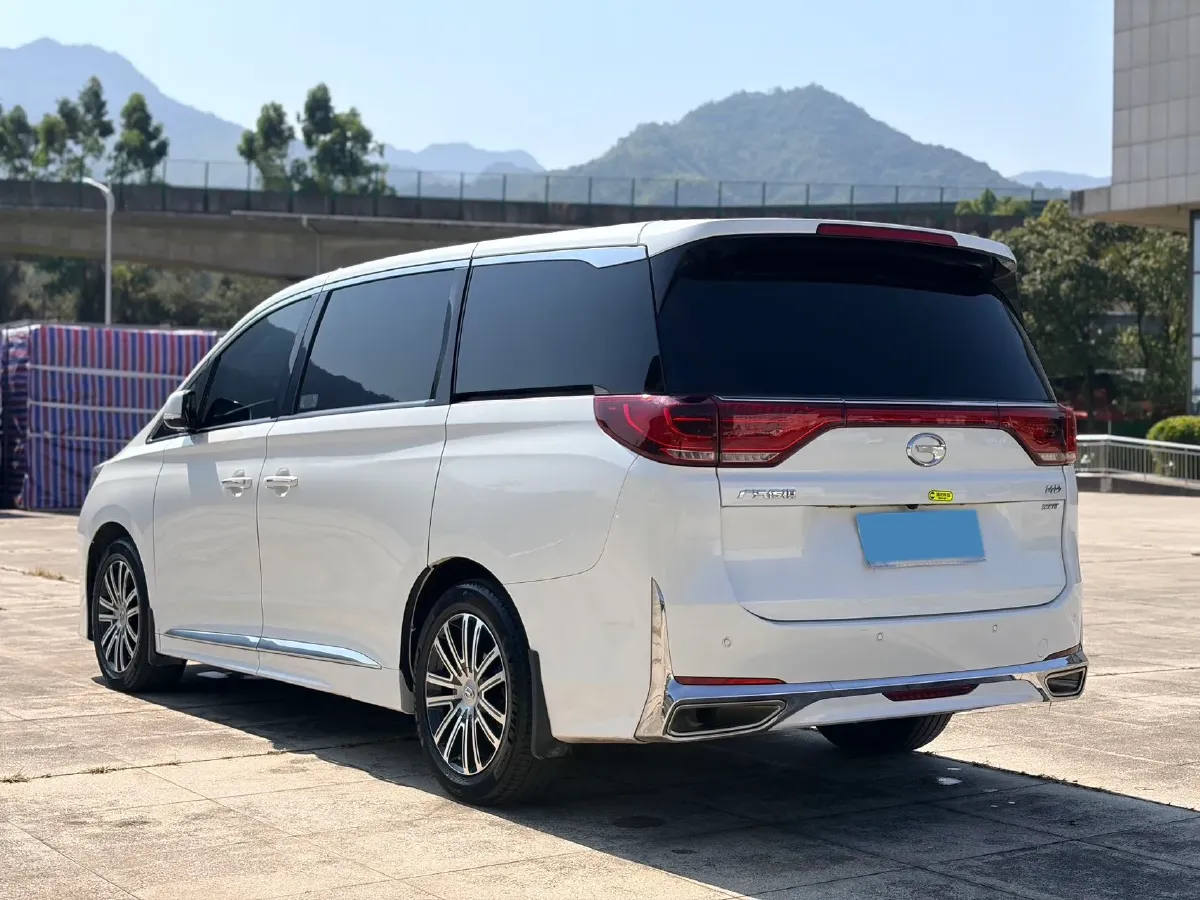 2021 GAC Trumpchi M8 2.0T 252HP L4 8AT,autocango,china used car exporter,china ev exporter,chinese used car exporter,chinese used ev exporter