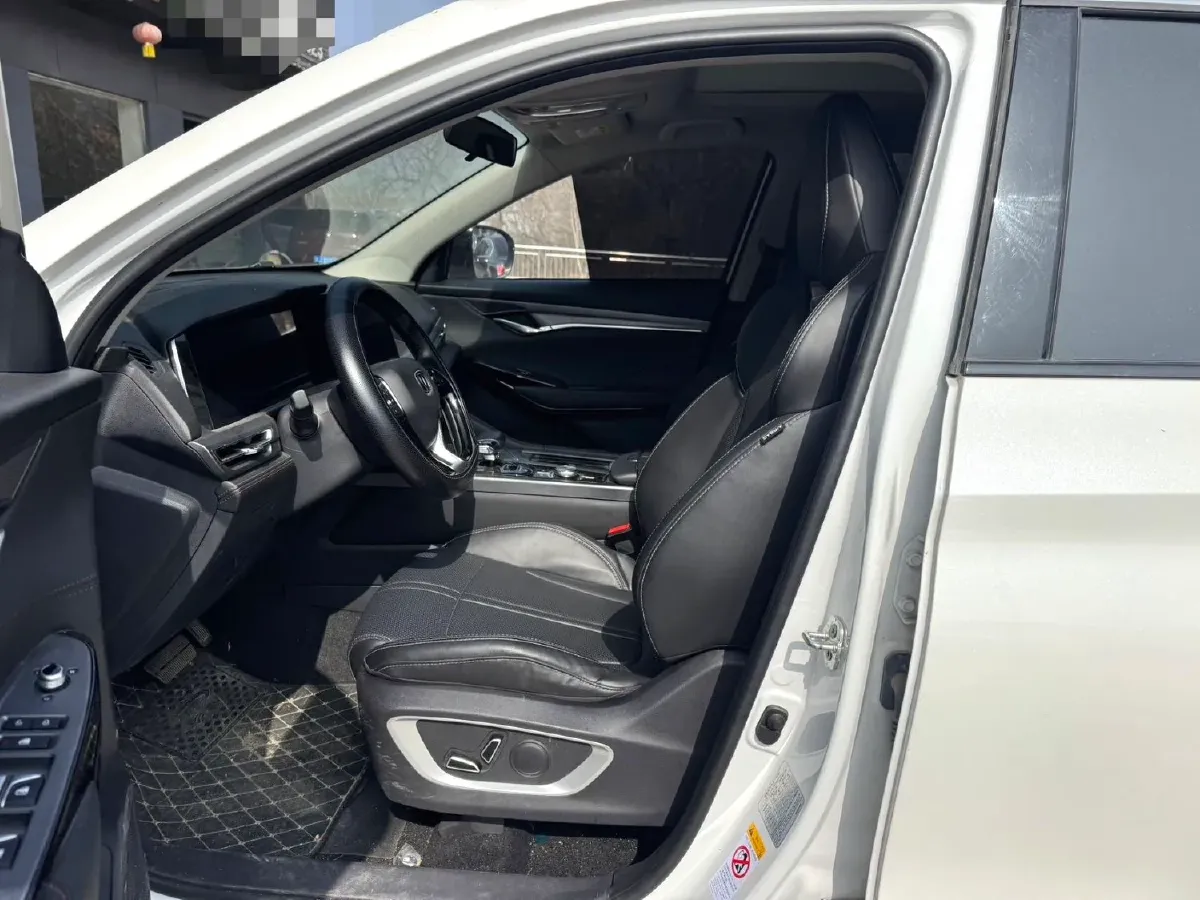 2022 ChangAn CS75 Plus 1.5T 178HP L4 6AT,autocango,china used car exporter,china ev exporter,chinese used car exporter,chinese used ev exporter