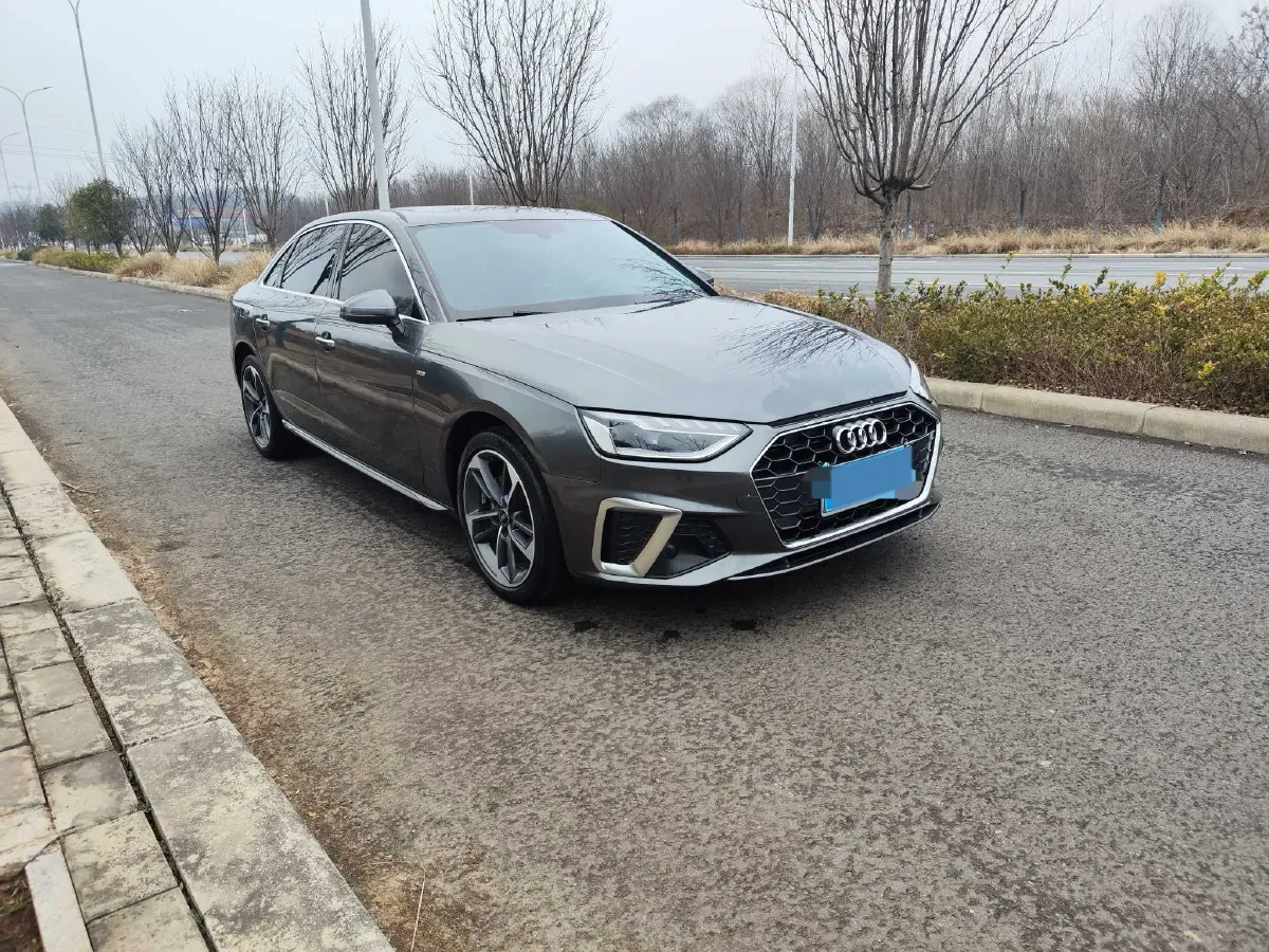 2023 Audi A4L 2.0T 190HP L4 7DCT,autocango,china used car exporter,china ev exporter,chinese used car exporter,chinese used ev exporter