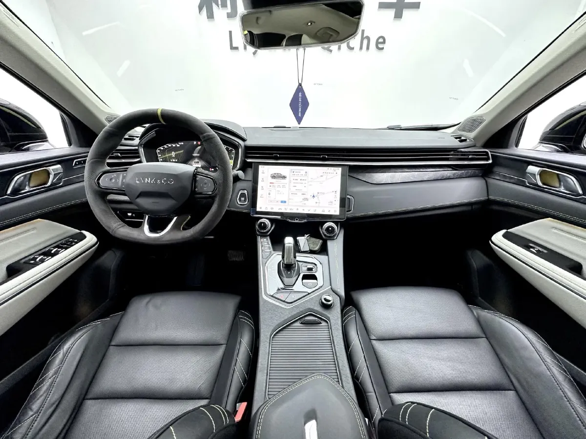 2020 LYNK&CO 05 2.0T 254HP L4 8AT,autocango,china used car exporter,china ev exporter,chinese used car exporter,chinese used ev exporter