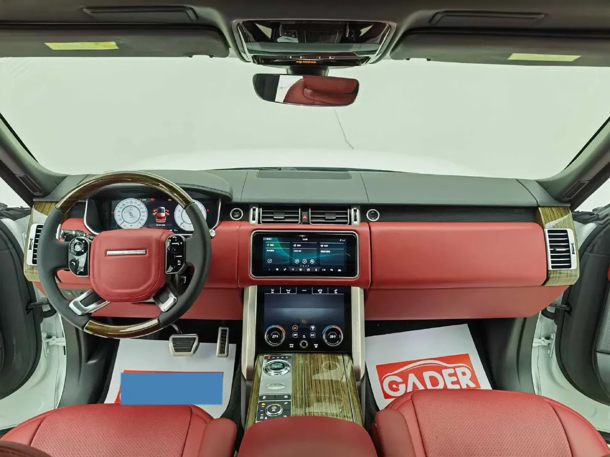 2018 Land Rover Range Rover Evoque 2.0T 241HP L4 9AT,autocango,china used car exporter,china ev exporter,chinese used car exporter,chinese used ev exporter