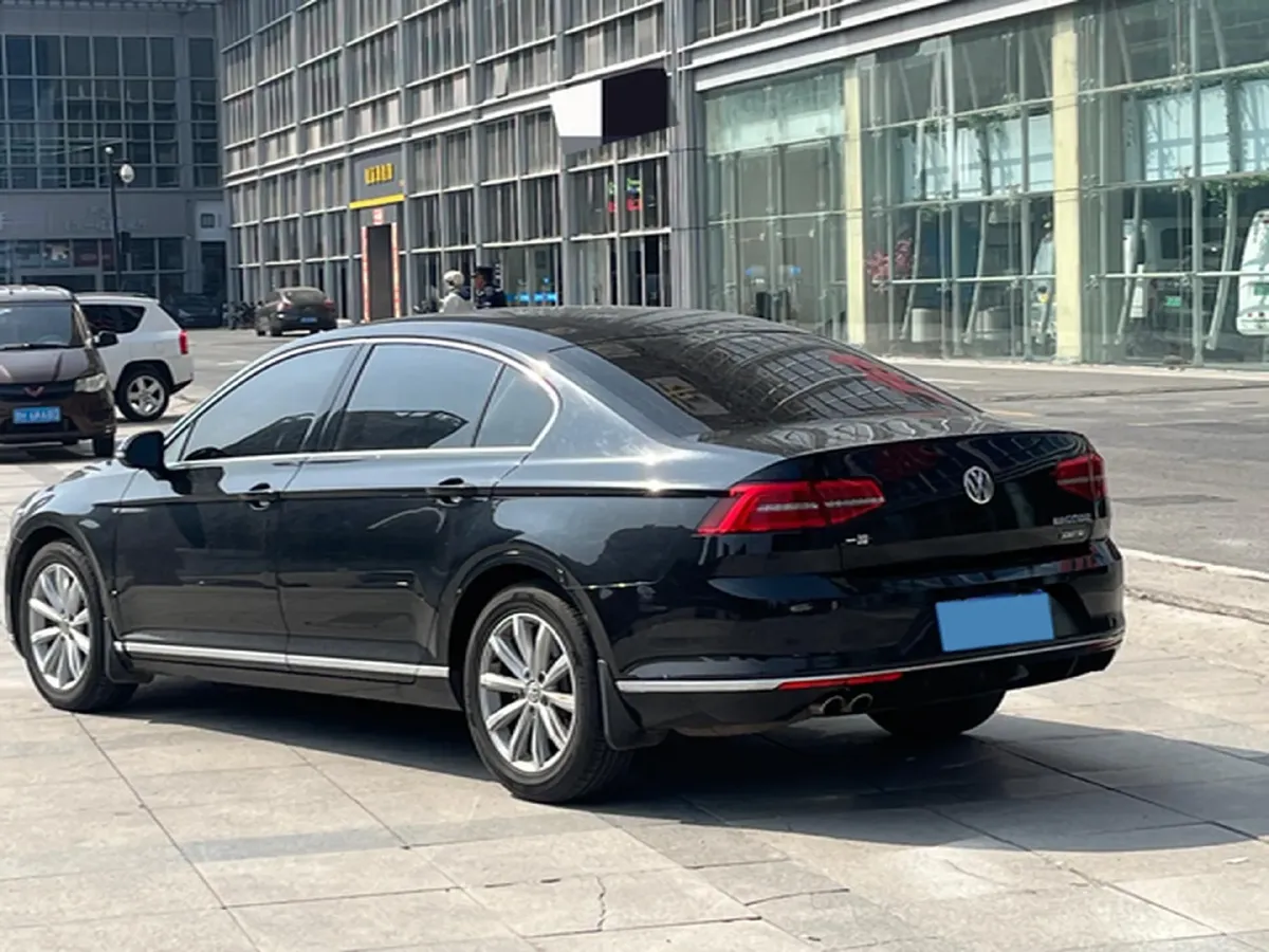 2019 Chevrolet Malibu XL 2.0T 241HP L4 9AT,autocango,china used car exporter,china ev exporter,chinese used car exporter,chinese used ev exporter