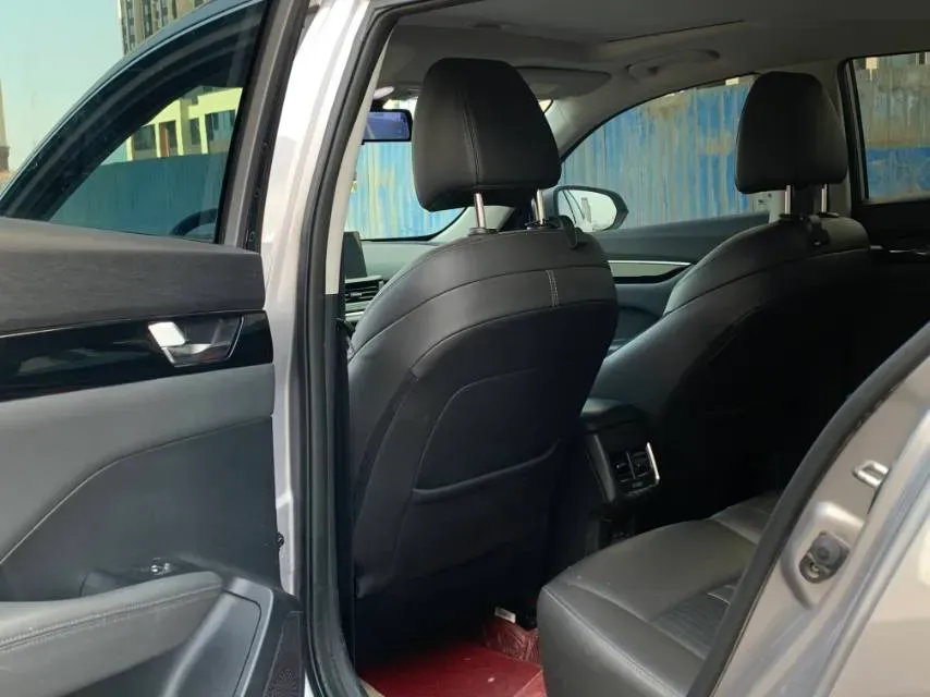 2020 DongFeng Aeolus YiXuan 1.5T 150HP L4 6DCT,autocango,china used car exporter,china ev exporter,chinese used car exporter,chinese used ev exporter