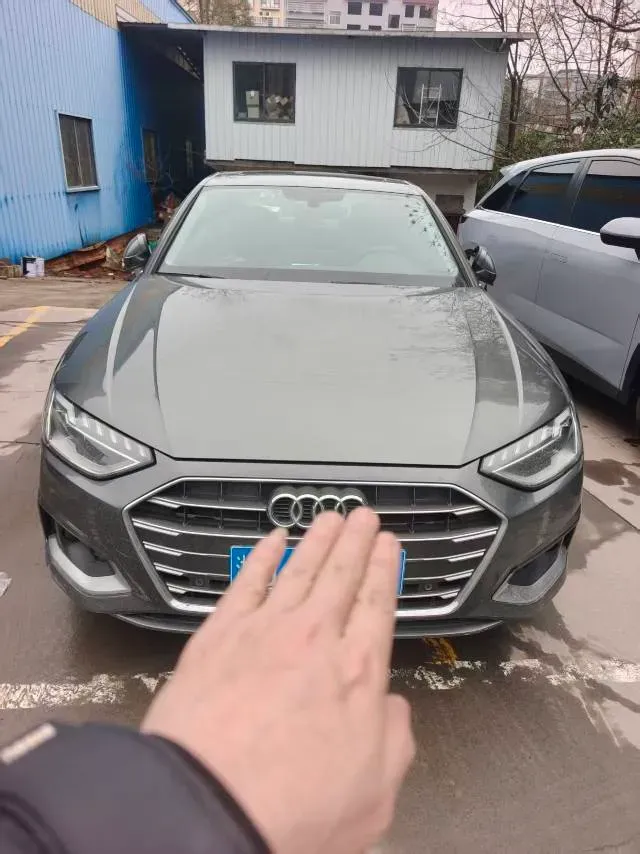 2020 Audi A4L 2.0T 190HP L4 7DCT,autocango,china used car exporter,china ev exporter,chinese used car exporter,chinese used ev exporter