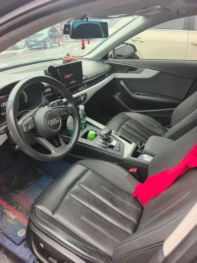 2020 Audi A4L 2.0T 190HP L4 7DCT,autocango,china used car exporter,china ev exporter,chinese used car exporter,chinese used ev exporter