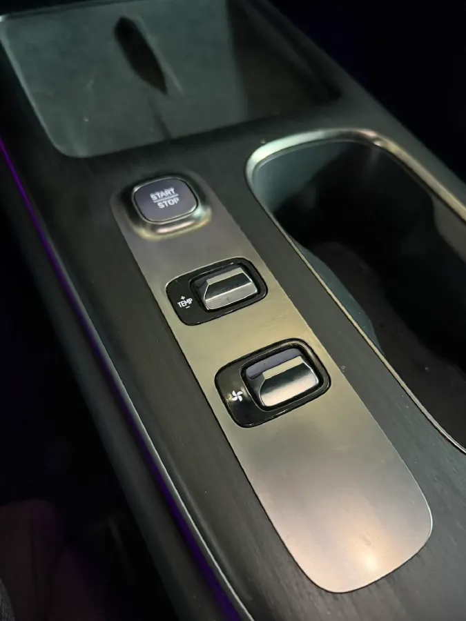 2024 MI SU7 BEV 94.3KWH,autocango,china used car exporter,china ev exporter,chinese used car exporter,chinese used ev exporter