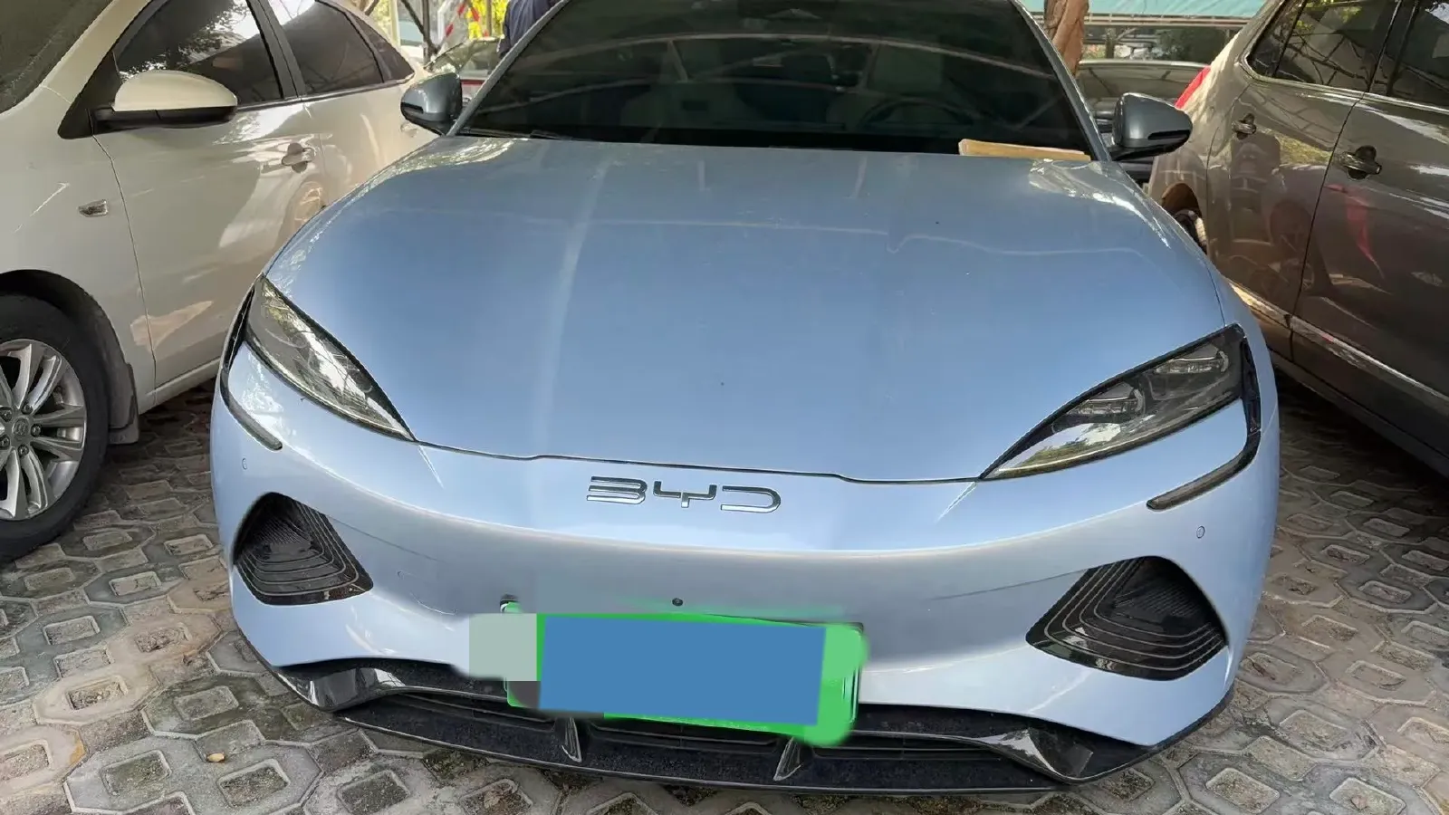 2022 AITO AITO M5 Range Extended 125HP REEV 40KWH,autocango,china used car exporter,china ev exporter,chinese used car exporter,chinese used ev exporter