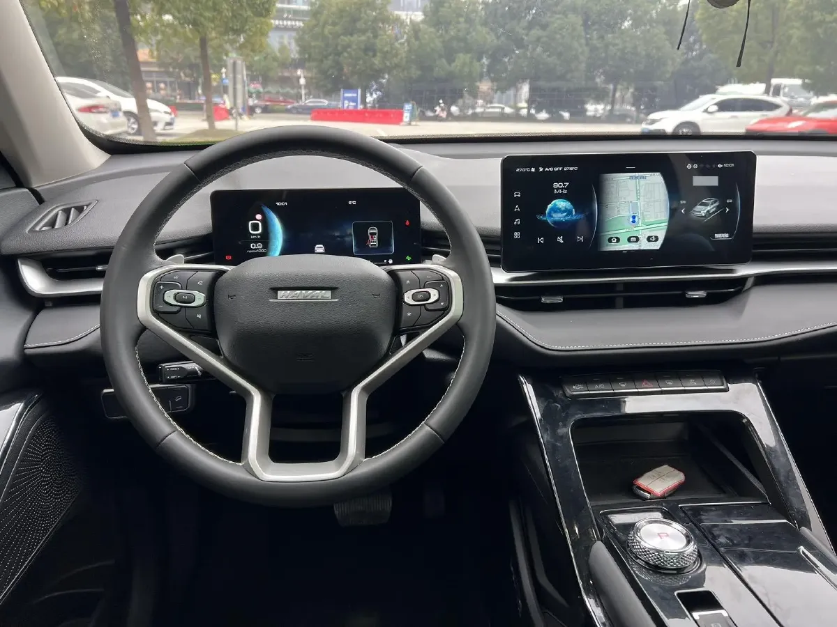 2021 Haval H6 2.0T 211HP L4 7DCT,autocango,china used car exporter,china ev exporter,chinese used car exporter,chinese used ev exporter