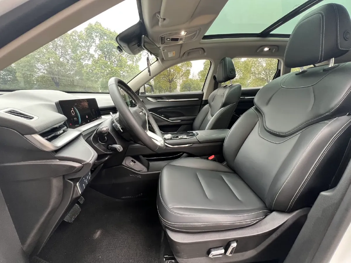 2021 Haval H6 2.0T 211HP L4 7DCT,autocango,china used car exporter,china ev exporter,chinese used car exporter,chinese used ev exporter