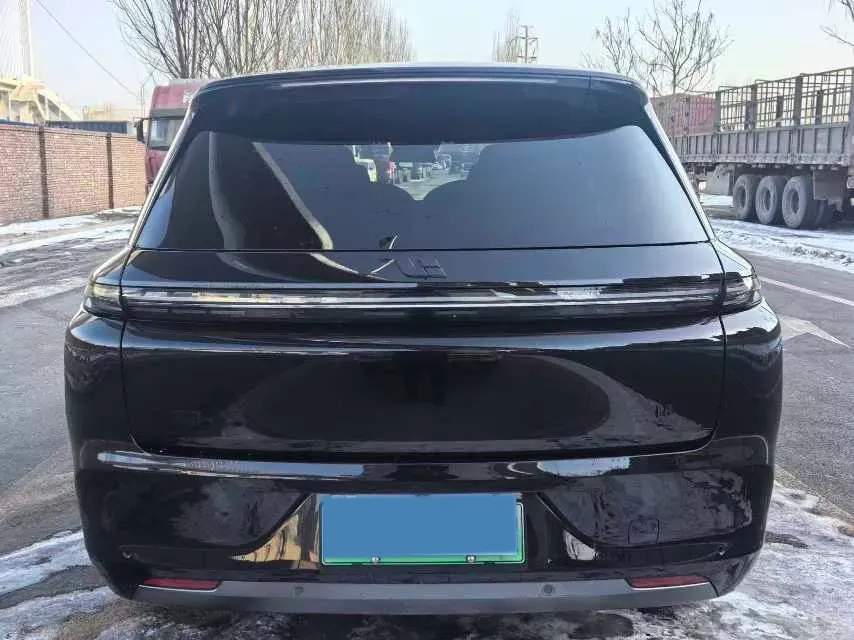 2023 Li L7 Range Extended 154HP REEV 40.9KWH,autocango,china used car exporter,china ev exporter,chinese used car exporter,chinese used ev exporter